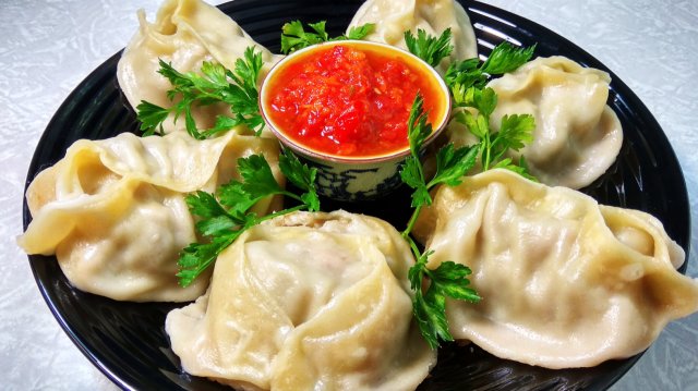 Manti | What to eat in Kazakhstan